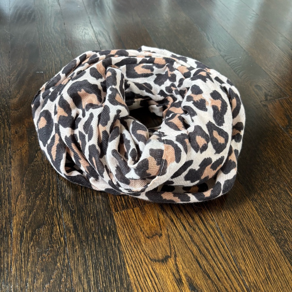 Forever 21 Infinity Scarf